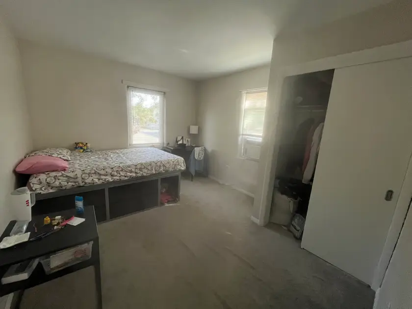 Private room at 1002 W Springfield Ave, Urbana, IL 61801, photo 4 of 6