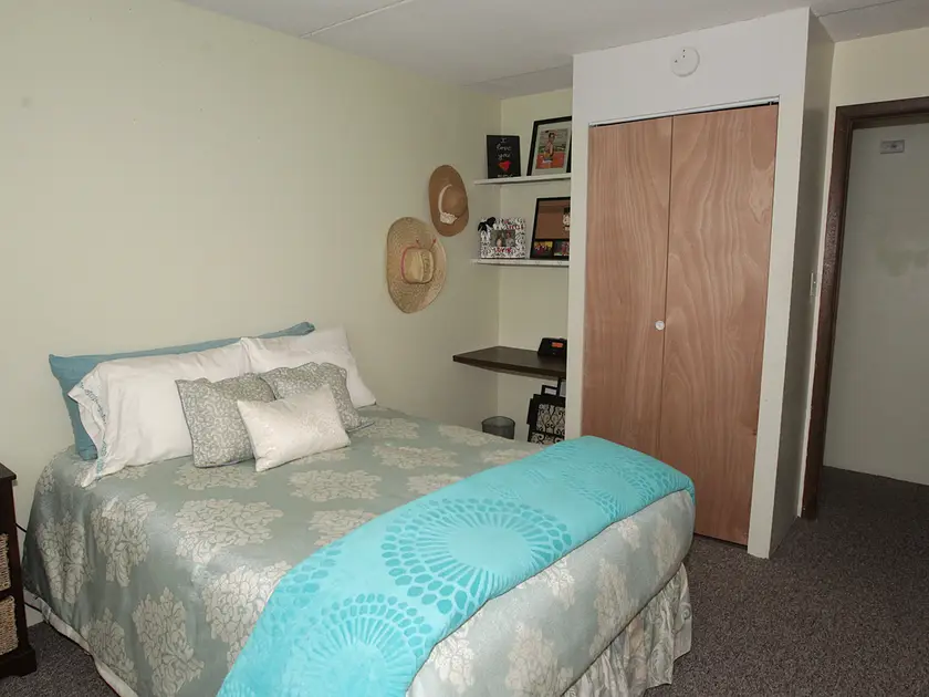 Private room at 505 S Busey Ave, Urbana, IL 61801, photo 3 of 3