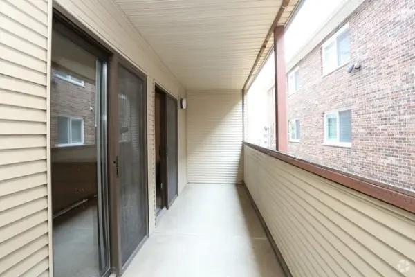 Room photo, 1012 W Clark St, Urbana, IL 61801